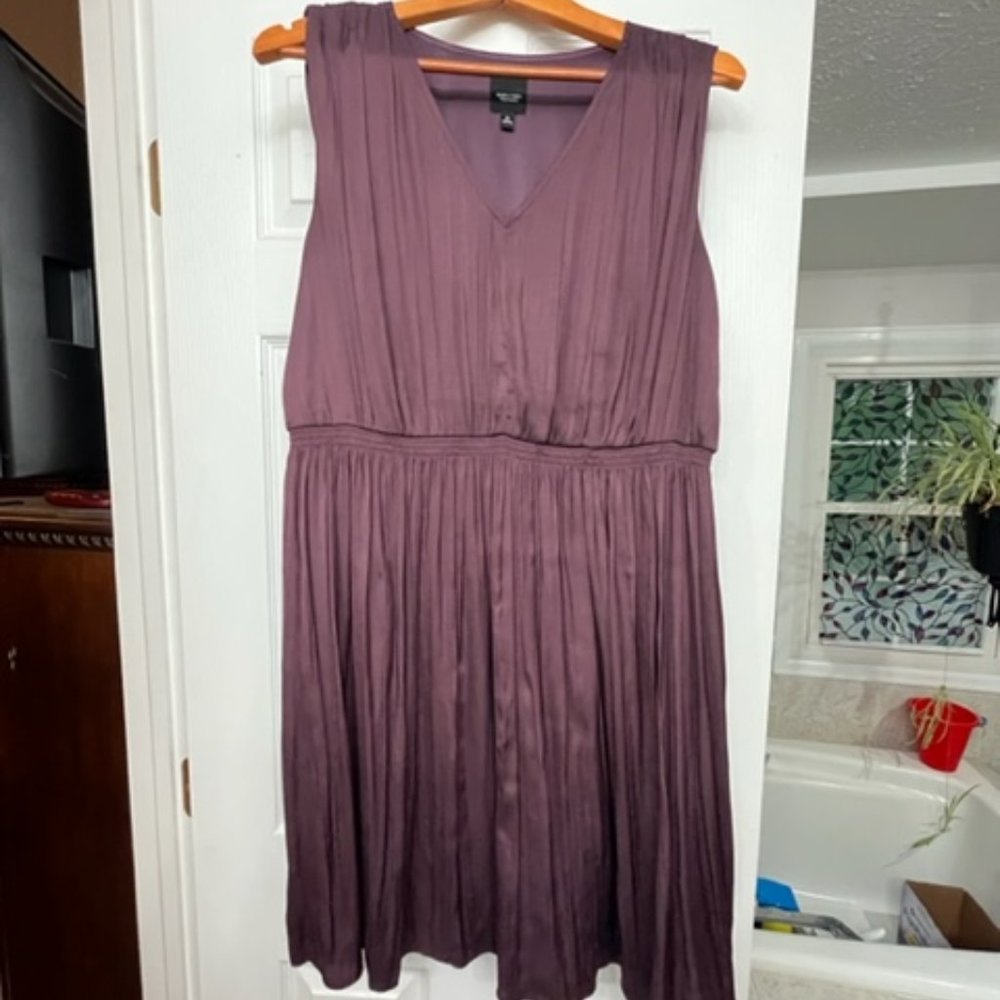 Simply Vera Wang Purple size XL